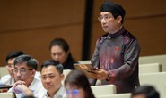 Đại biểu Nguyễn Văn Cảnh đề nghị được mặc áo dài ngũ thân khi họp Quốc hội, chào cờ