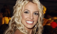 Britney Spears lại bị tố hát nhép