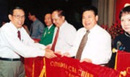 Góp ý xây dựng luật thi đua, khen thưởng: Công nhân, nông dân chưa có danh hiệu khen thưởng