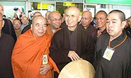 Thiền sư Thích Nhất Hạnh về thăm quê hương lần thứ hai