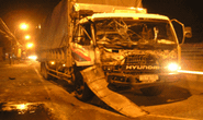 TPHCM: Xe tải tông xe chở phạm nhân