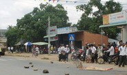 Băng qua đường, bé 9 tuổi bị xe tải cán chết