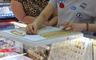 Giá vàng hôm nay 24-6: Vàng PNJ giảm giá mạnh
