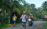 Hoàng Nguyên Thanh vô địch marathon Bến Tre