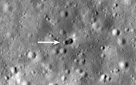 NASA chụp được Mặt Trăng thủng lỗ: Nghi do tên lửa Trung Quốc