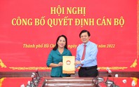 Trao quyết định bà Trần Kim Yến giữ chức Chủ tịch Ủy ban MTTQ TP HCM