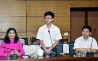 Nguyễn Việt Phong và 5 giờ nghẹt thở thi Olympic hóa học quốc tế
