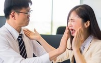 Trung Quốc: Ông chủ bắt nhân viên tát nhau để tạo động lực làm việc?