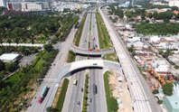 5 huyện của TP HCM phải làm gì để lên thành phố?