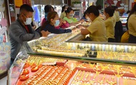 Giá vàng hôm nay 30-5: Tiếp tục lao dốc