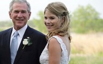 Cựu tổng thống Mỹ Bush thành ông ngoại