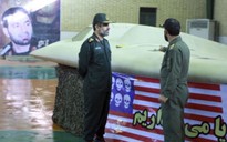 Iran dạy học sinh "săn" máy bay không người lái
