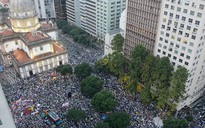 Brazil: Chính quyền chịu lui, người biểu tình vẫn tiến
