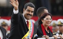 Tổng thống Venezuela “lên xe hoa”