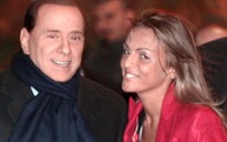 Hôn thê 28 tuổi mong mỏi được cưới ông Berlusconi