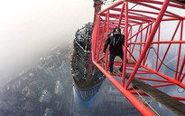 Ninja đô thị hạ gục tòa nhà cao thứ 2 thế giới