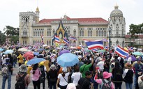 Thái Lan: Người biểu tình lại xông vào tòa nhà chính phủ