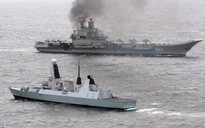 Tàu khu trục Anh kè sát tàu sân bay lớn nhất của Nga