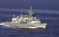 Nga phủ nhận máy bay quân sự áp sát tàu chiến Canada