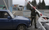 Ukraine tái mở cửa biên giới với Crimea