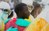 Quân sự hóa để chống dịch Ebola