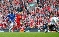 Mourinho lại phá Liverpool