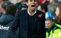 Poyet lại muốn phá Mourinho