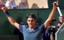 Federer chờ tranh tài cùng Wawrinka ở chung kết