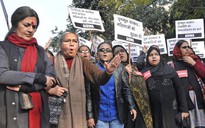 Ấn Độ: Cảnh sát "cướp xác" thiếu nữ bị cưỡng hiếp