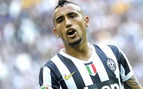 Chơi đêm trước đại chiến, Vidal bị Juventus phạt nặng