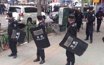 Trung Quốc kêu gọi “khủng bố” đầu thú