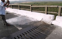 Cầu dài nhất miền Trung có nguy cơ sập