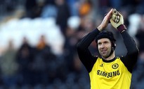 Petr Cech đi vào lịch sử Chelsea