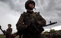 Nga mở rộng trừng phạt, Ukraine thêm quân