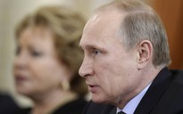 Ông Putin đặt câu hỏi về giá dầu giảm