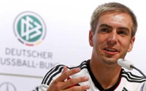 Philipp Lahm bất ngờ chia tay tuyển Đức