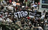 Thái Lan: Quân đội trấn áp “Áo đỏ”