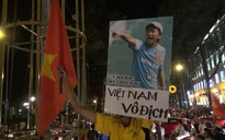CĐV TP HCM “sướng” như thể Việt Nam vô địch