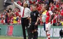 HLV Wenger “nổ” về hàng công sau khi Arsenal đè bẹp Man City