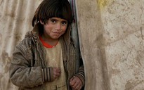 IS "bán, đóng đinh, chôn sống" trẻ em ở Iraq