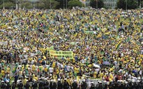 Brazil: Gần 1 triệu người đòi luận tội tổng thống
