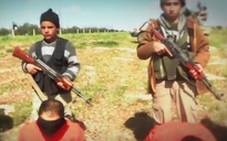 Chiến binh "nhí" IS xuất hiện trong video chặt đầu tù nhân