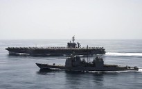 Tàu chiến Mỹ hộ tống tàu hàng qua eo biển Hormuz