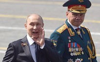 Ông Putin kêu gọi sản xuất hàng loạt vũ khí trong lễ duyệt binh