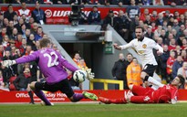 Liverpool - M.U 1-2: Mata bùng nổ, Gerrard sụp đổ