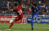Tuyển Việt Nam bị Thái Lan bỏ xa trên BXH FIFA