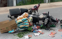Xe máy “cà tàng” chạy ẩu gây tai nạn, 2 người nguy kịch