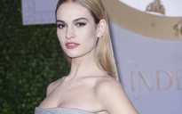 “Lọ Lem” Lily James đẹp hút hồn trên thảm xanh