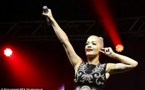 Rita Ora chia tay bạn trai Ricky Hil