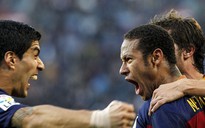 Suarez chào đón "Barcelona 100” bằng kỷ lục khó tin